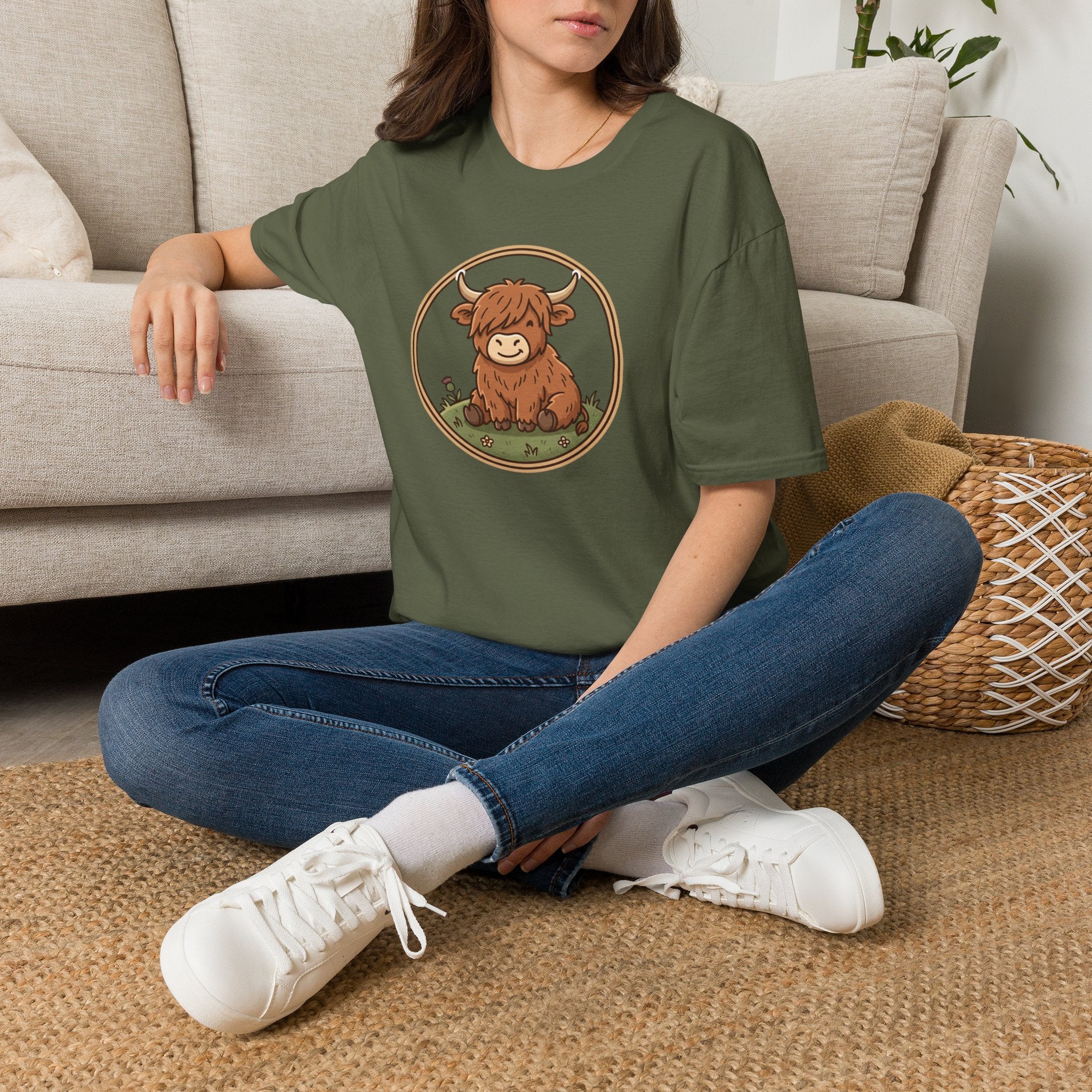 Highland Cow Graphic T-Shirt — Cute Scottish Highland Cattle Tee